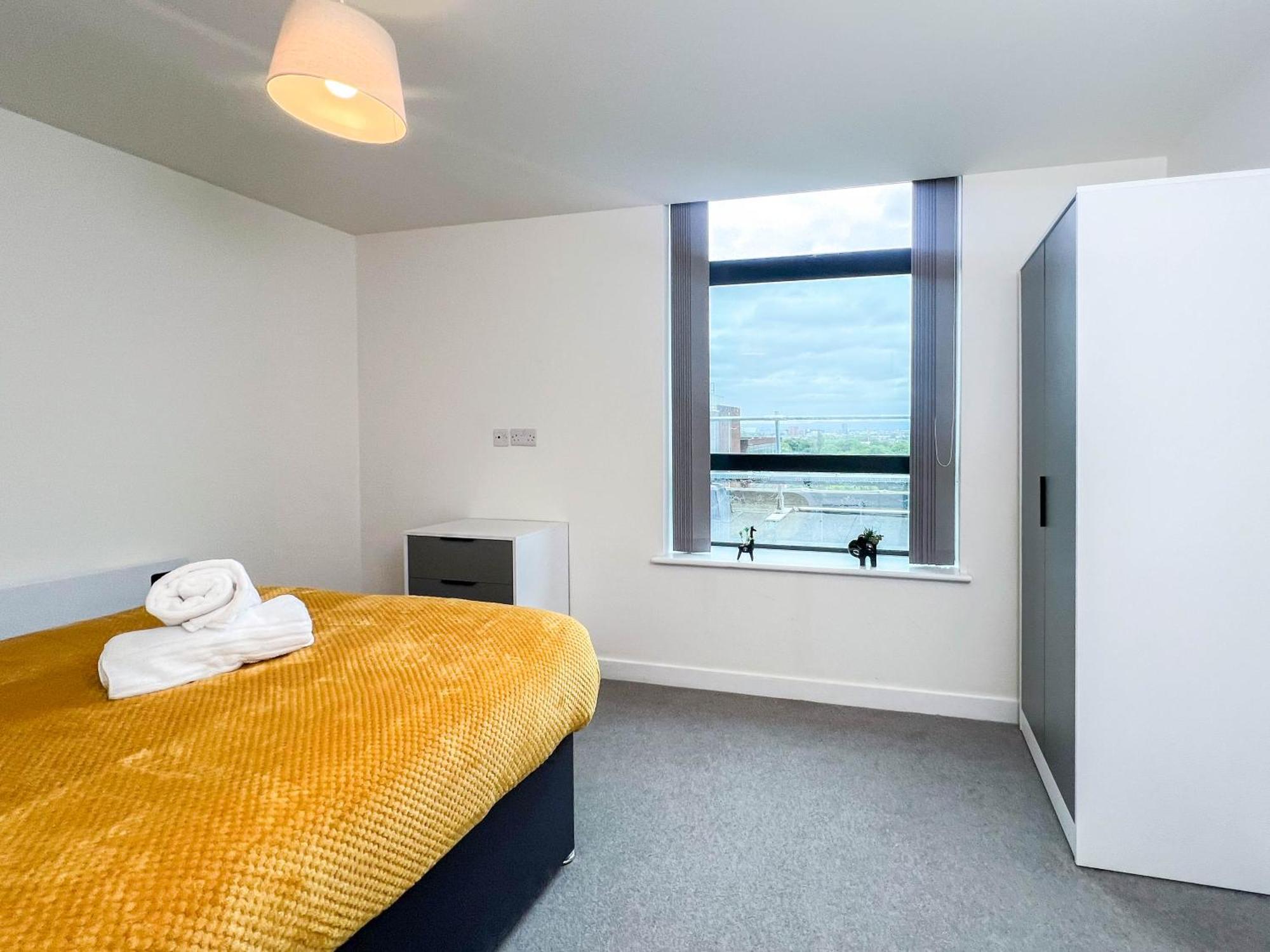 Apartamento Old Trafford 3br Penthouse! Free Street Parking & Long Accepted! Manchester